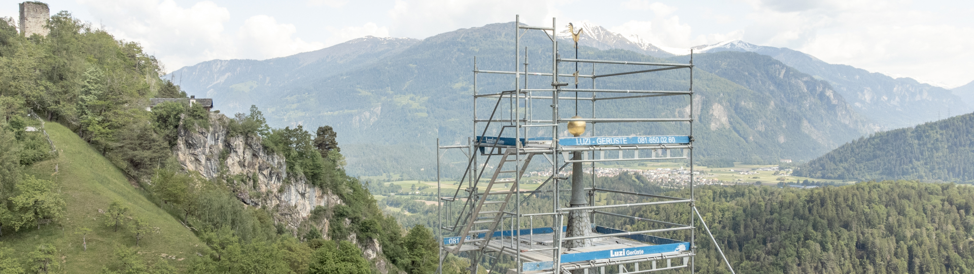 Kirchturmgerüst in Trin